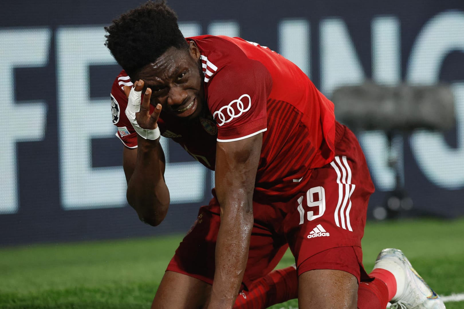 Alphonso Davies: Der Außenverteidiger kehrte in Villarreal nach monatelanger Verletzungspause in die Startelf zurück, doch sein Team verlor überraschend.