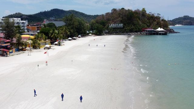 Vor der Küste Malaysias werden Taucher aus Europa vermisst. Vor der Küste Malaysias werden Taucher aus Europa vermisst.