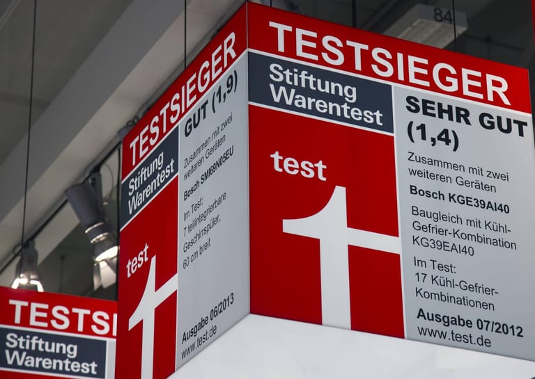 Hersteller können für ihre Produkte mit dem Siegel der Stiftung Warentest werben – aber nur, wenn sie eine Lizenz erworben haben und nur eine begrenzte Zeit lang.
