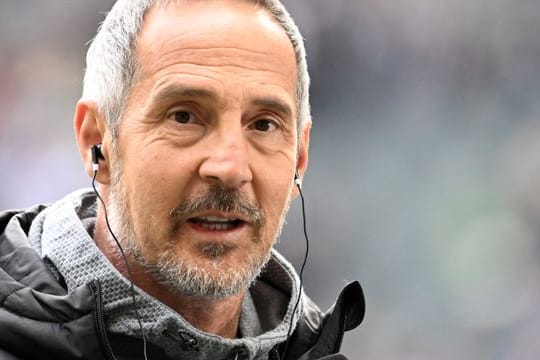 Drückt Eintracht Frankfurt gegen den FC Barcelona die Daumen: Adi Hütter.