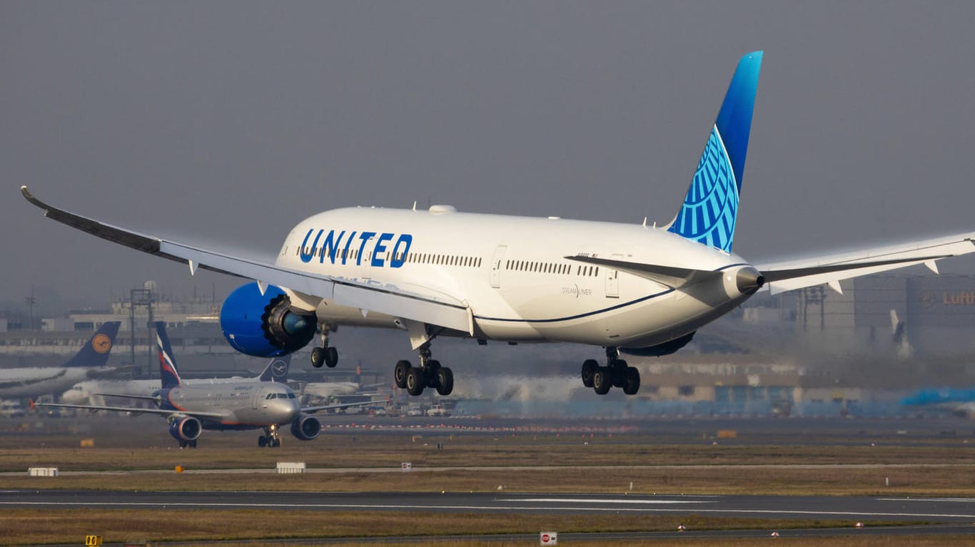 Ein Flug von United Airlines (Symbolbild): Kunden der Airline sind vor den EuGH gezogen.