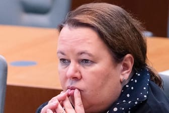 Ministerin Heinen-Esser will zurücktreten