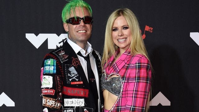 In der Stadt der Liebe haben sich Mod Sun und Avril Lavigne verlobt.