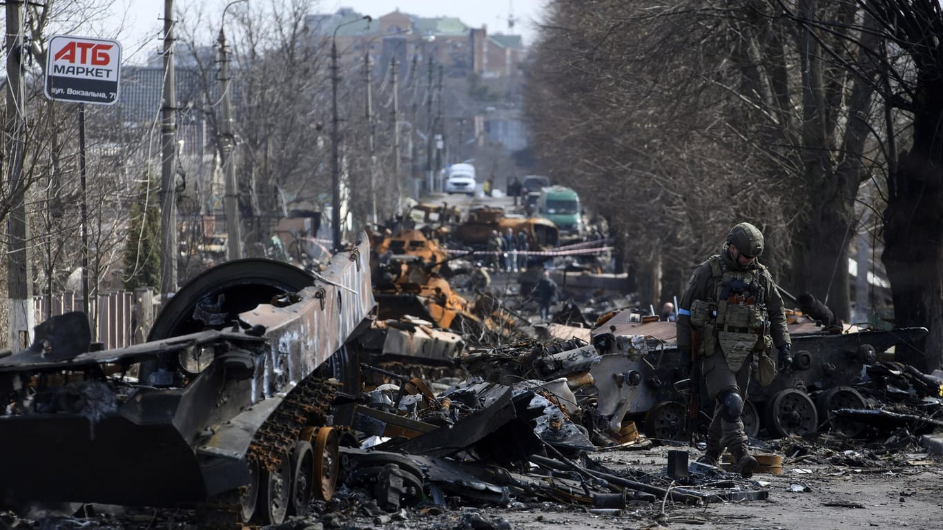 Zerstörungen in Butscha: Putin befindet sich in einer Zwickmühle.