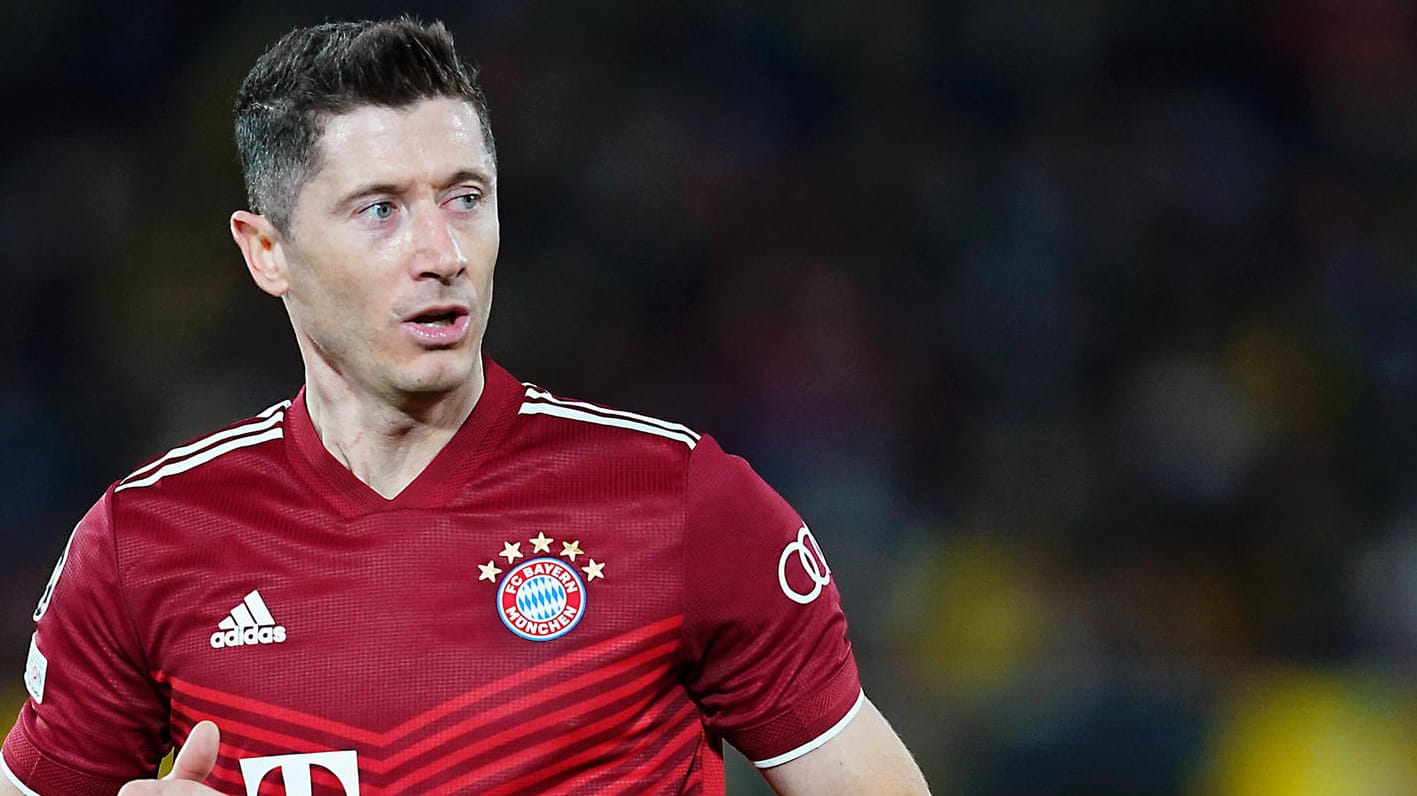 Robert Lewandowski: Die nicht angesprochene Vertragsverlängerung des Bayern-Stars im Klub sorgt für Unruhe.