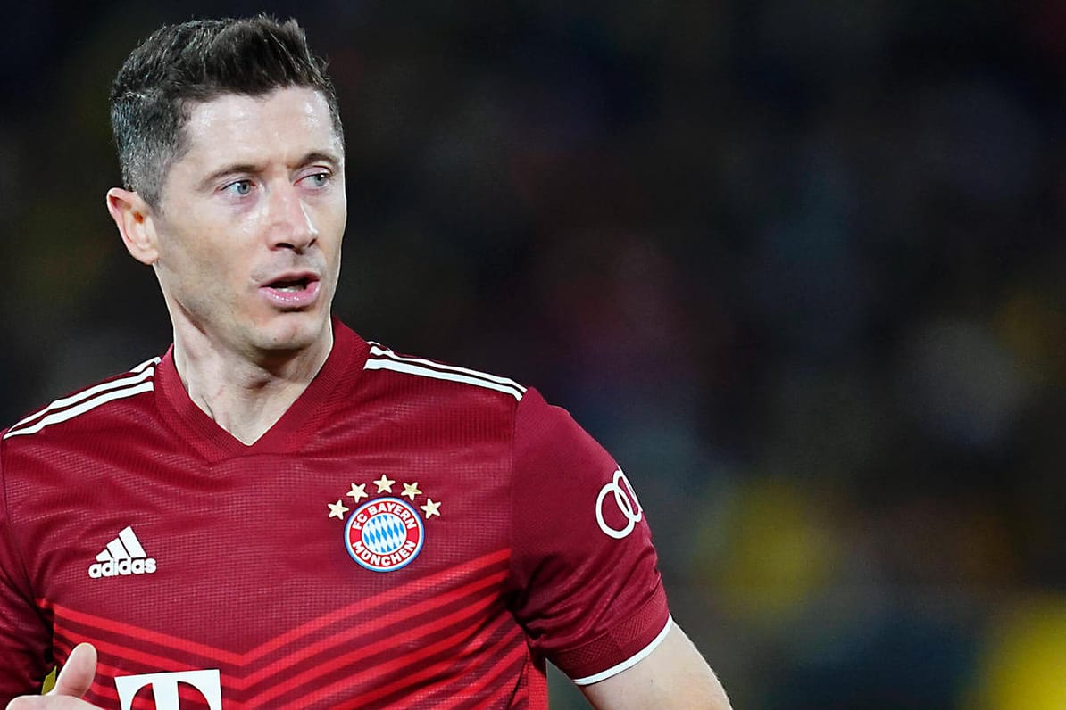 Robert Lewandowski: Die nicht angesprochene Vertragsverlängerung des Bayern-Stars im Klub sorgt für Unruhe.