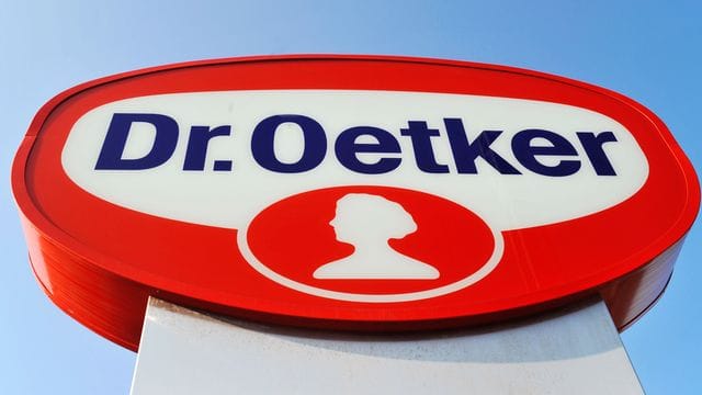 Logo von Dr. Oetker (Symbolbild): Das Familienunternehmen beendet alle Aktivitäten in Russland.