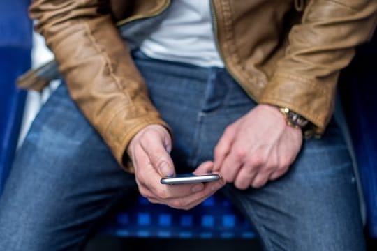 Bahnreisende in Deutschland werden in Zukunft immer häufiger unterwegs eine stabile Mobilfunkverbindung nutzen können.