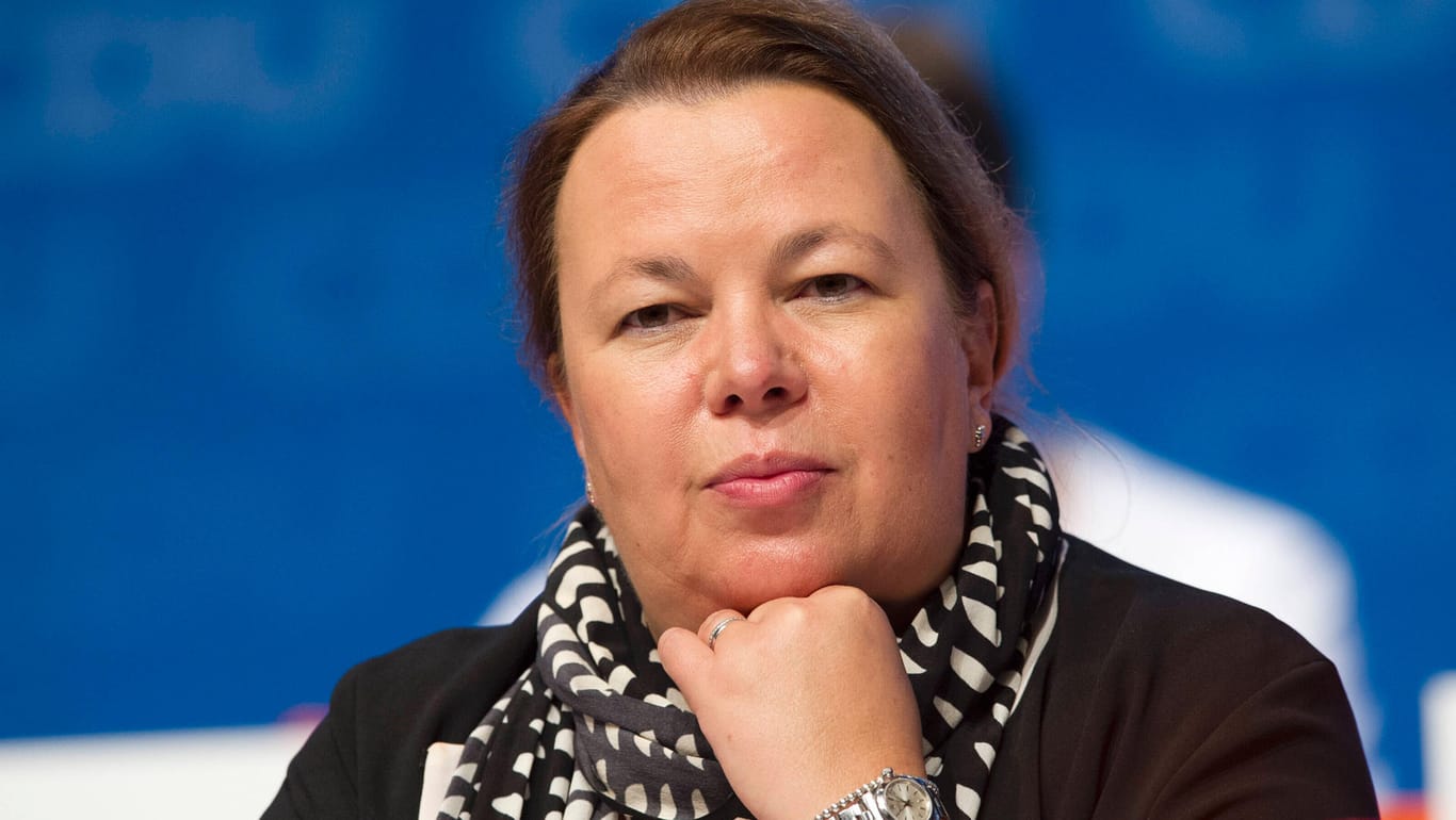 Sie soll trotz der Mallorca-Affäre bei den Wahlen für den NRW-Landtag antreten: Die zurückgetretene Umweltministerin Ursula Heinen-Esser.