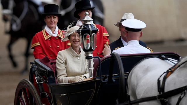 Prinzessin Anne kommt zur Eröffnungszeremonie der Royal Easter Show in Sydney. Prinzessin Anne kommt zur Eröffnungszeremonie der Royal Easter Show in Sydney.