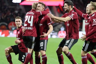 2. Bundesliga: Der Club bejubelt das 1:0 gegen Darmstadt.