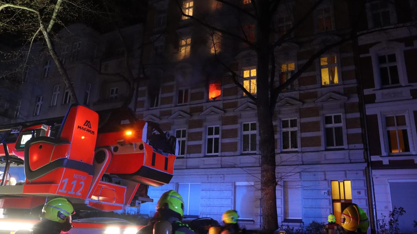 Wohnungsbrand in der Friedrich-Wilhelm-Straße: In Tempelhof kam eine Frau ums Leben.