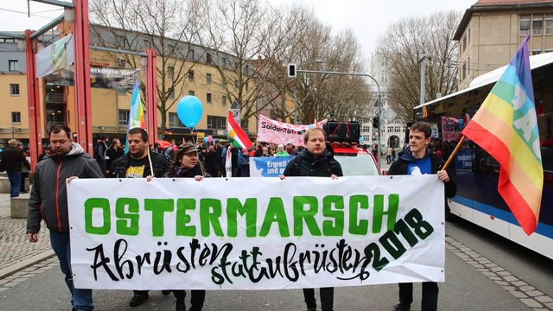 Friedensbewegung Erwartet Großen Zulauf Bei Ostermärschen