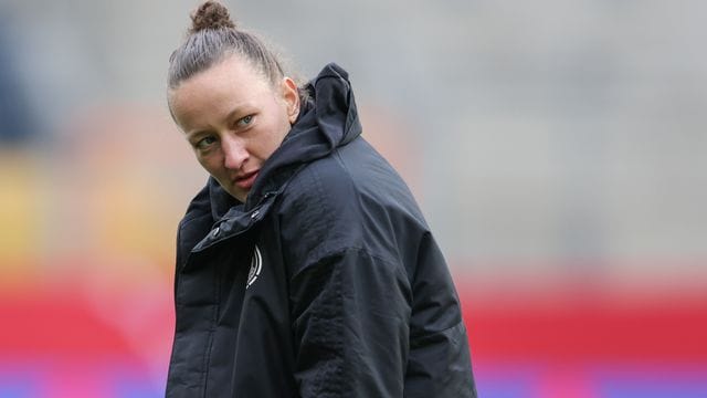 Muss ihr Comeback bei den DFB-Frauen verschieben: Almuth Schult.