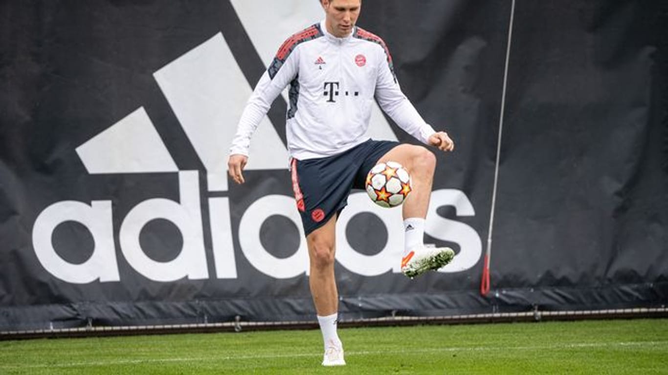 Niklas Süle hatte beim 1:0 in der Bundesliga gegen den FC Augsburg wegen leichten Fiebers gefehlt.