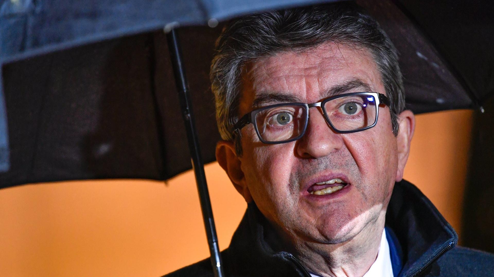 Seine Anhänger könnten das Zünglein an der Waage werden: Der Linke Jean Luc Mélenchon landete auf dem dritten Platz.