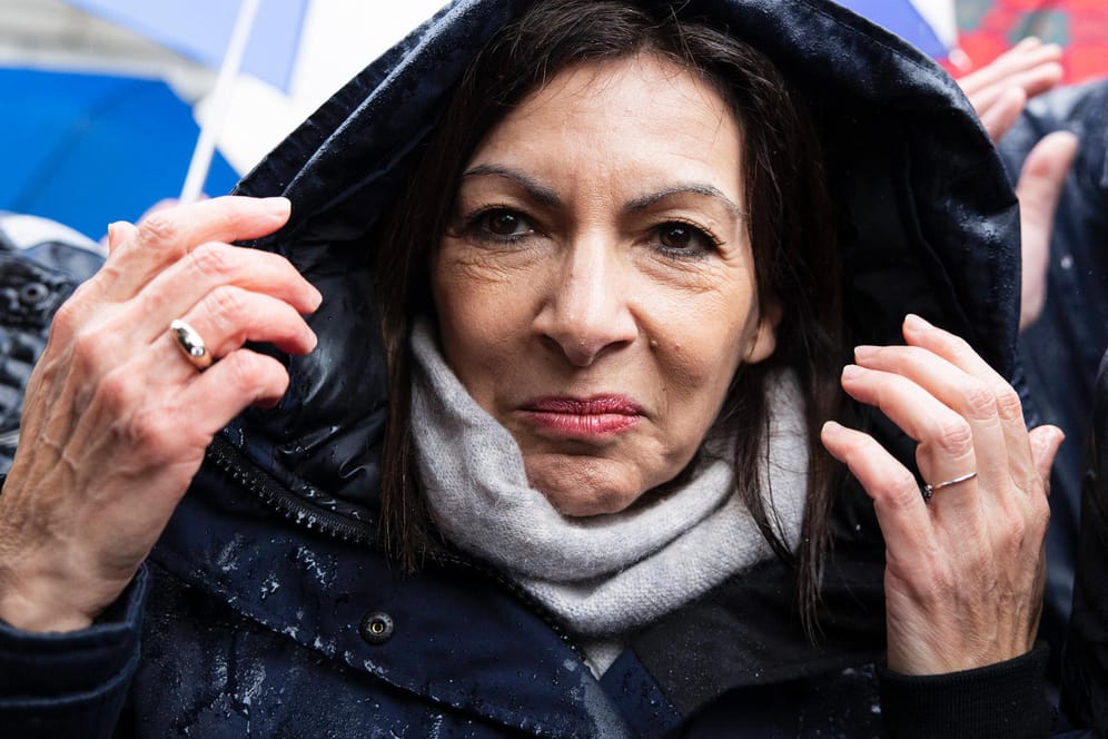 Anne Hidalgo: Die sozialistische Bürgermeisterin von Paris erlitt eine herbe Schlappe – nun ruft sie zur Wahl von Macron auf.