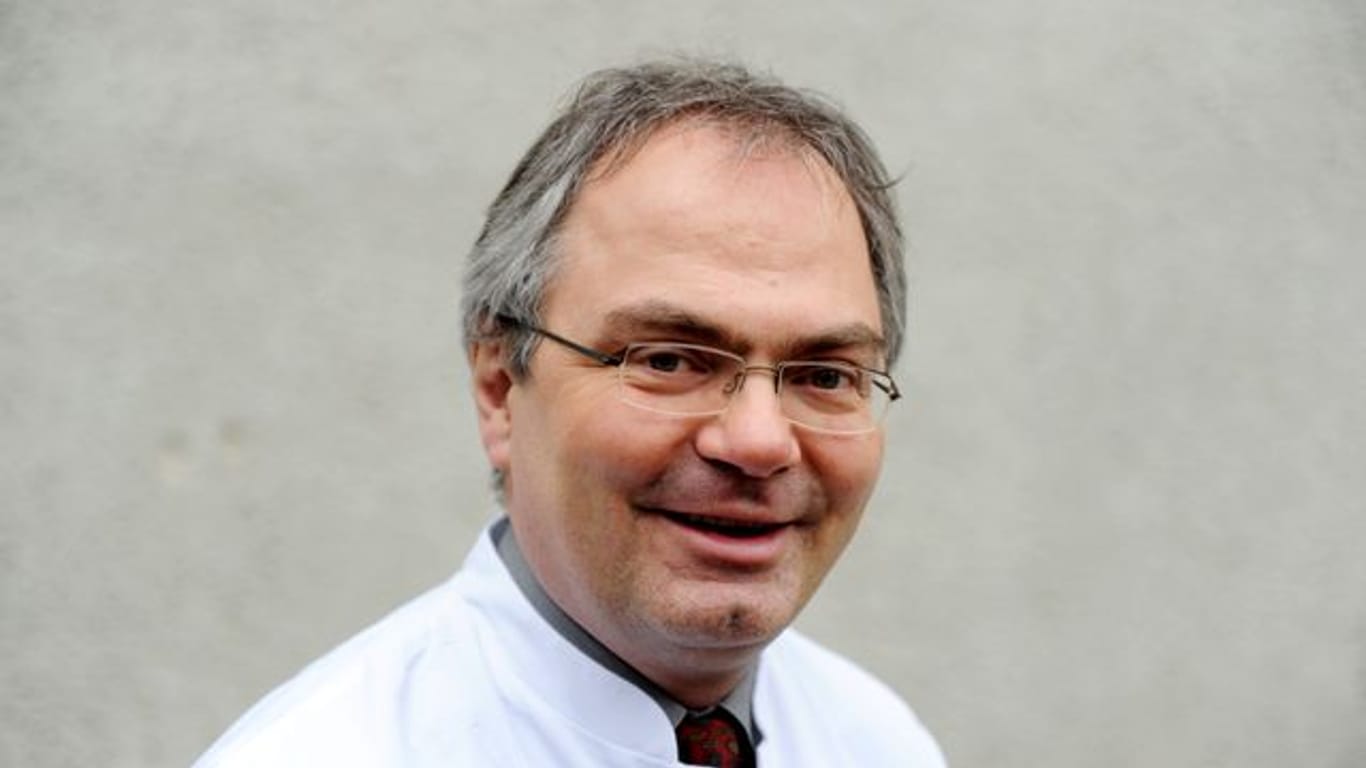Virologe Helmut Fickenscher
