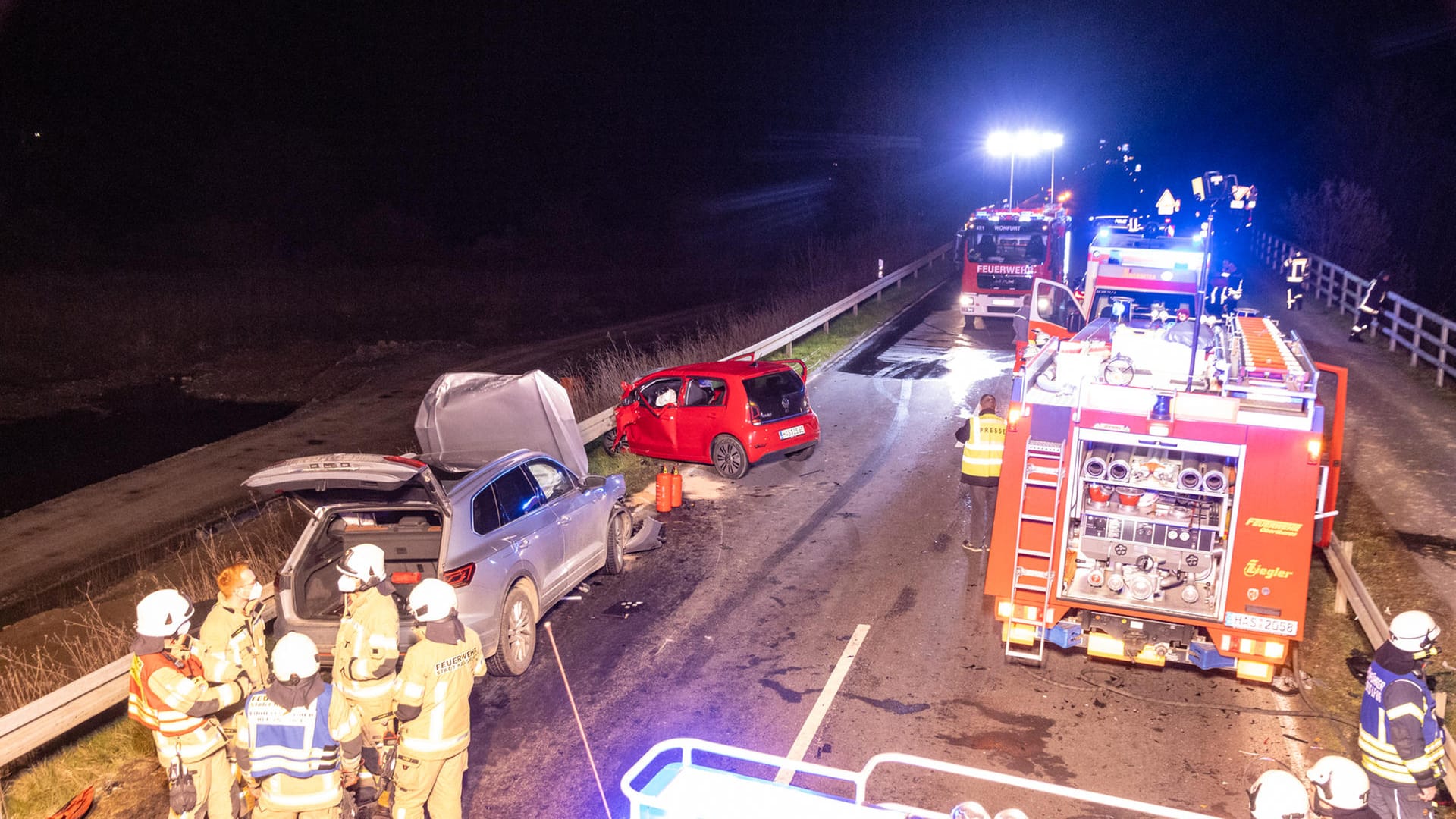Bei einem Unfall im Landkreis Haßberge kam eine 55-Jährige ums Leben. Die Polizei suchte nach einem 32-Jährigen, der sich unerlaubt vom Unfallort entfernte. Bei einem Unfall im Landkreis Haßberge kam eine 55-Jährige ums Leben. Die Polizei suchte nach einem 32-Jährigen, der sich unerlaubt vom Unfallort entfernte.