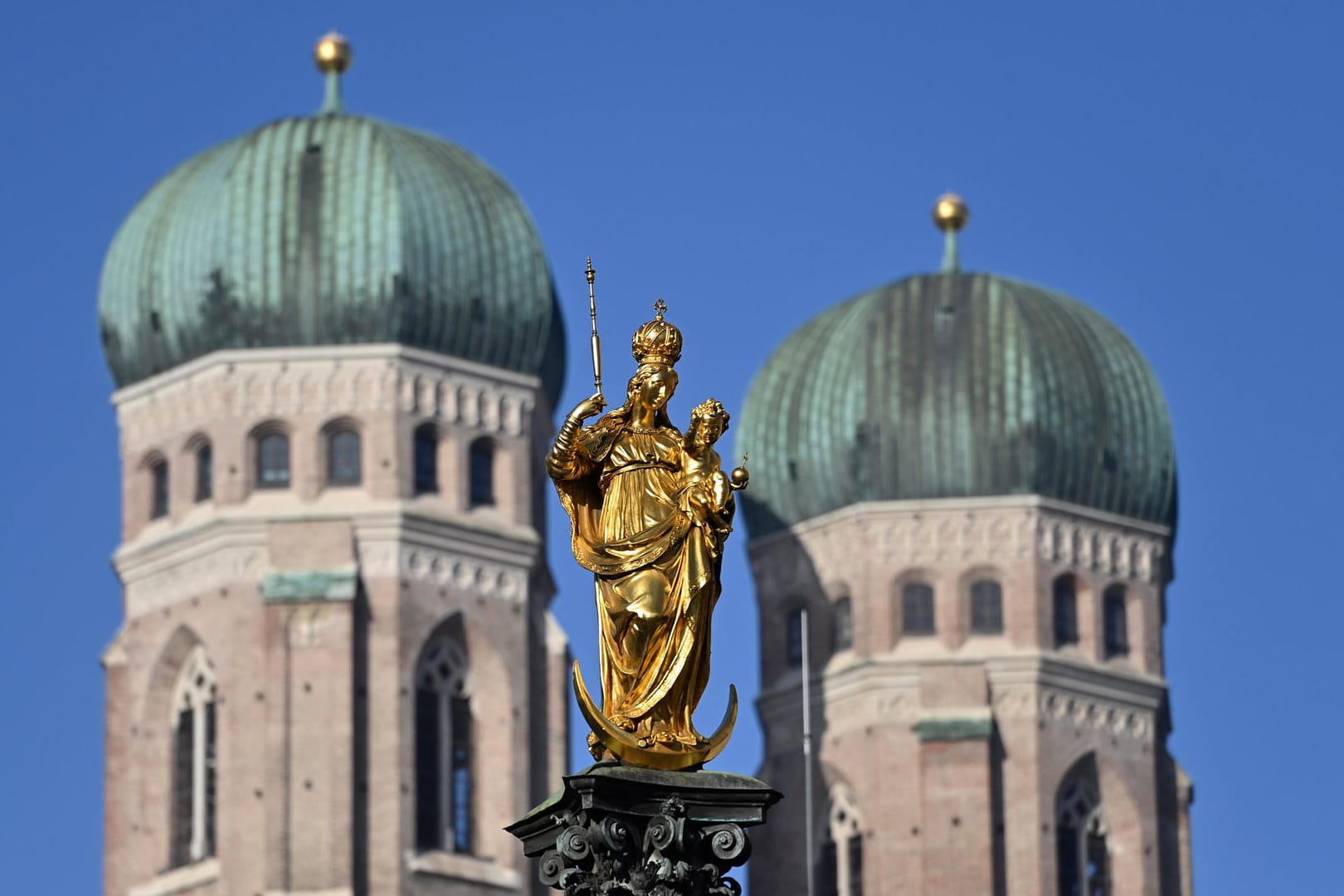 Goldene Madonna vor der Münchener Frauenkirche (Symbolbild): Das Missbrauchsgutachten hatte im Januar für Aufsehen gesorgt.