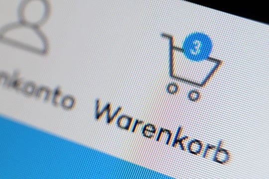 Das Wachstum des Onlinehandels in Deutschland ist nach dem Kriegsausbruch auf nur noch 2,3 Prozent geschrumpft.