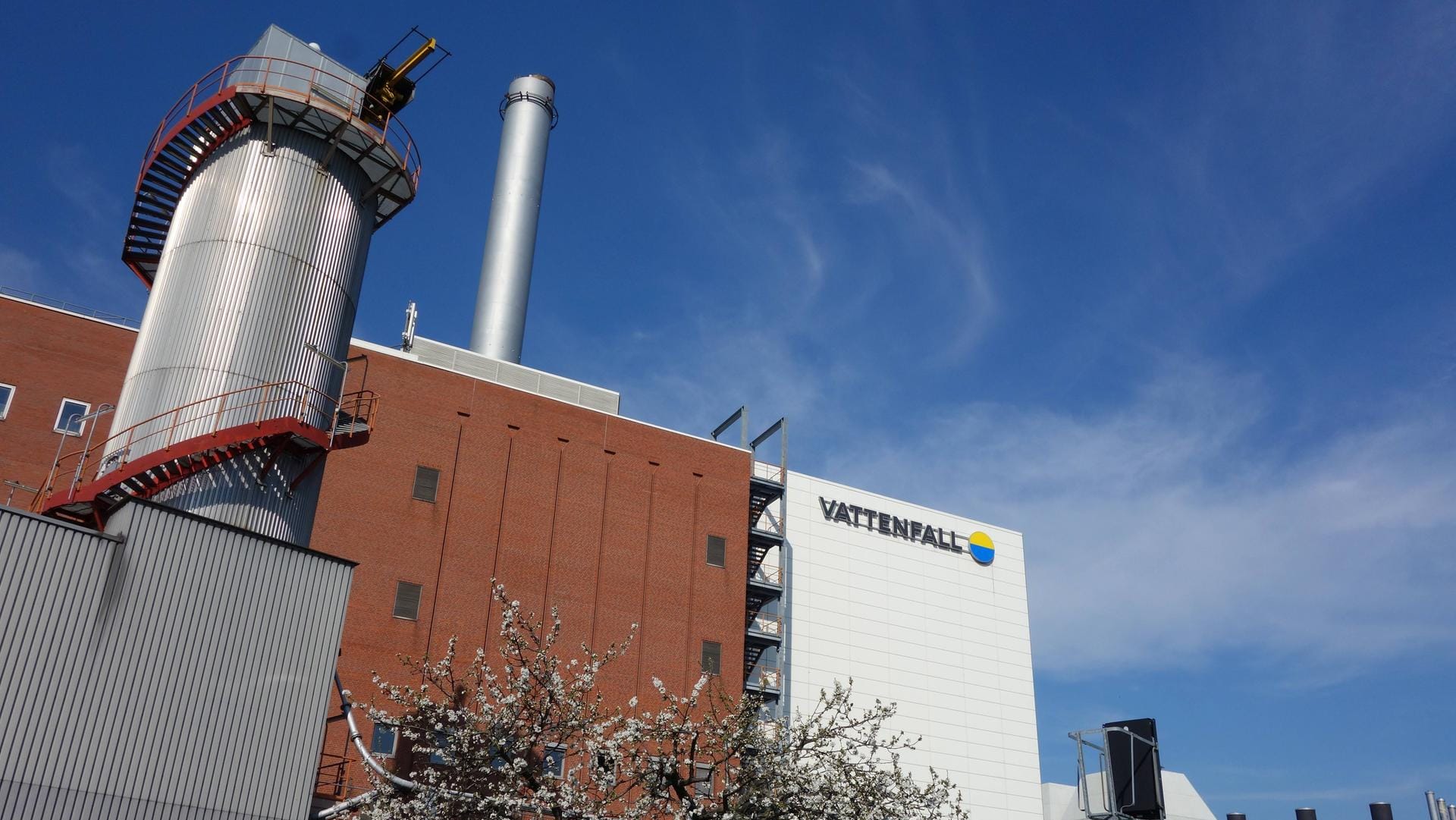 Das Vattenfall-Kraftwerk Moabit (Archivbild): Hier wurden bis zu 85 Prozent russische Kohle verfeuert. Das Vattenfall-Kraftwerk Moabit (Archivbild): Hier wurden bis zu 85 Prozent russische Kohle verfeuert.