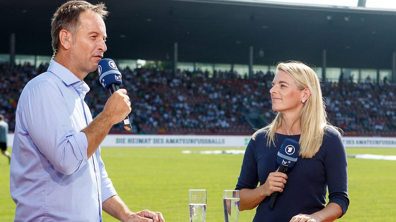 Claus Lufen (li.) und Nia Künzer: Der Moderator und die Weltmeisterin bilden seit Jahren das ARD-Duo für den Frauenfußball.