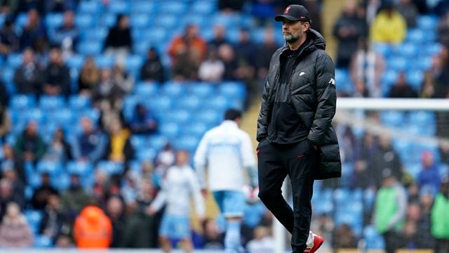 Liverpool-Trainer Jürgen Klopp will keine Spieler für das Pokal-Halbfinale gegen Manchester City schonen. Liverpool-Trainer Jürgen Klopp will keine Spieler für das Pokal-Halbfinale gegen Manchester City schonen.
