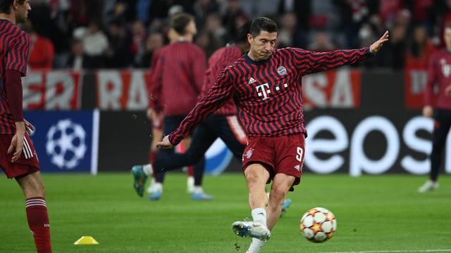 Hat beim FC Bayern München noch einen Vertrag bis zum Sommer 2023: Robert Lewandowski. Hat beim FC Bayern München noch einen Vertrag bis zum Sommer 2023: Robert Lewandowski.