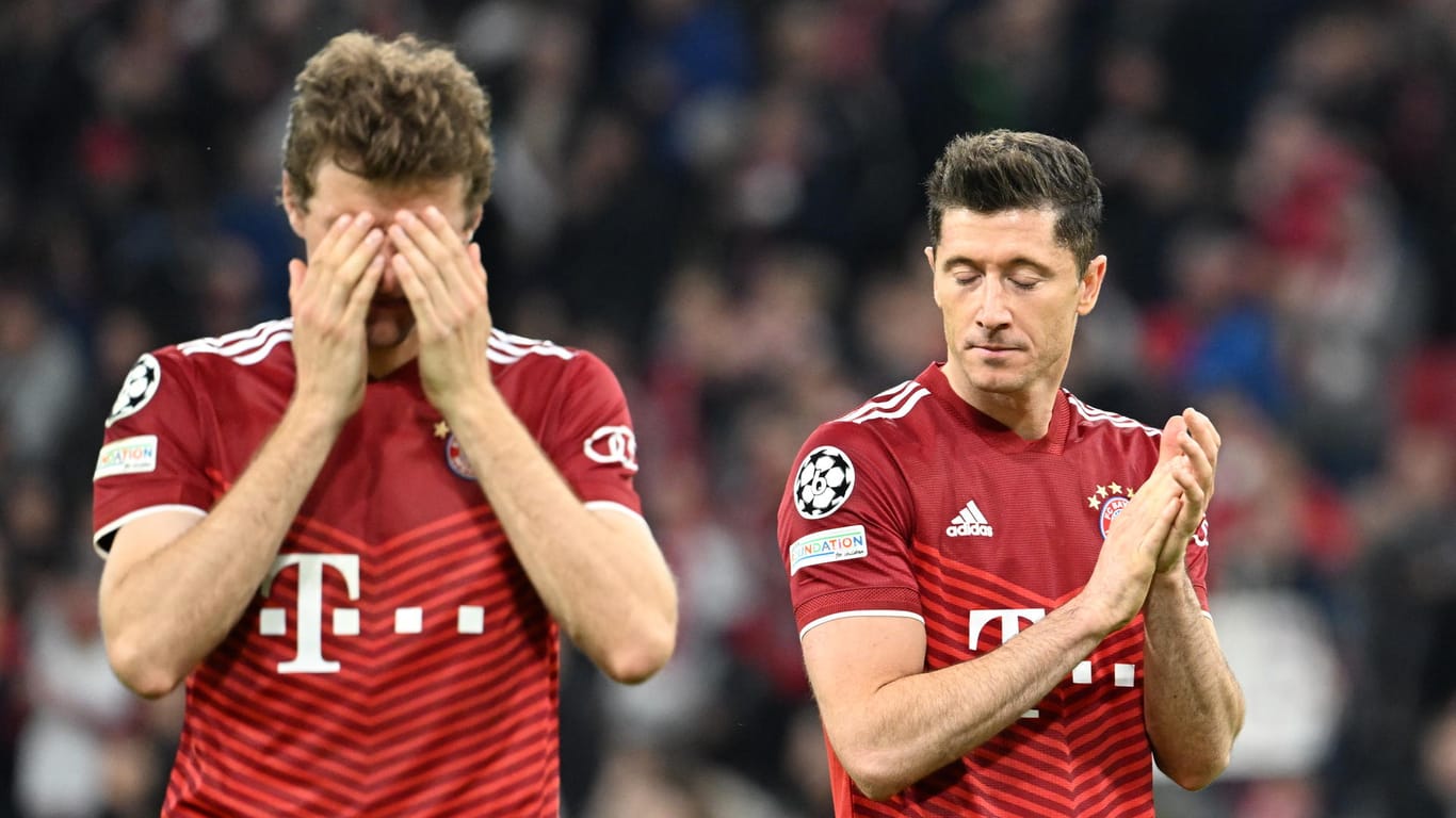 Thomas Müller und Robert Lewandowski: Die Bayern scheiden in der Champions League gegen den FC Villareal aus.
