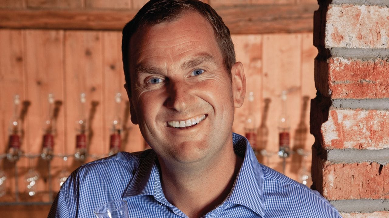 Robert Gierer ist Brenner und Edelbrand-Sommelier. Robert Gierer ist Brenner und Edelbrand-Sommelier.