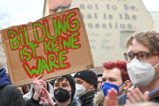 Protest gegen Sparmaßnahmen an der Uni Halle