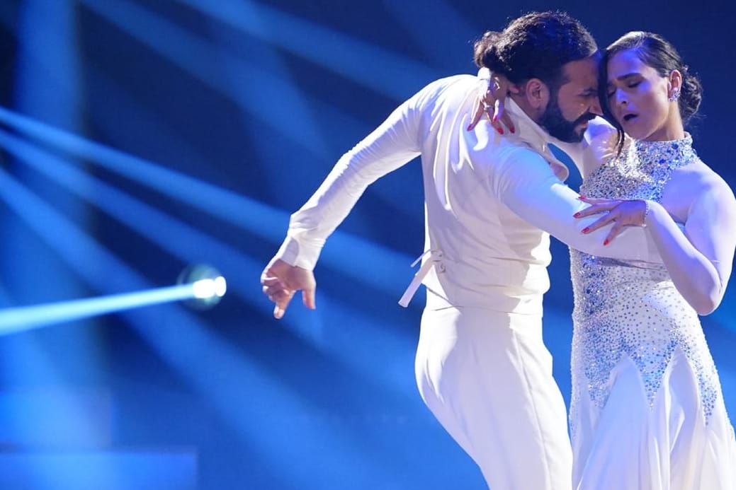 Massimo Sinató und Amira Pocher: Sie und die übrigen "Let's Dance"-Stars legen eine Tanzpause ein.