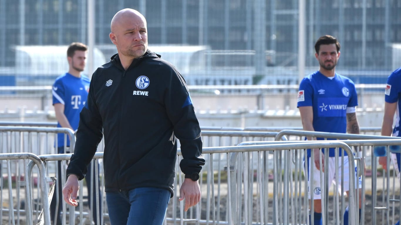 Rouven Schröder: Der Sportdirektor treibt den weiteren Umbau des Schalker Kaders voran.