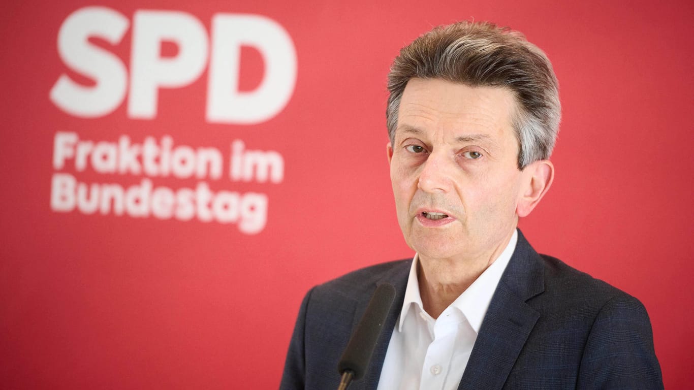 Rolf Mützenich: Der SPD-Fraktionschef wirft der Ukraine "ungerechtfertigte Angriffe" auf Steinmeier vor.