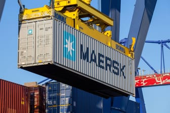 Maersk-Container auf einem Containerumschlag (Symbolbild): Berlin exportiert vor allem in die USA und nach China.