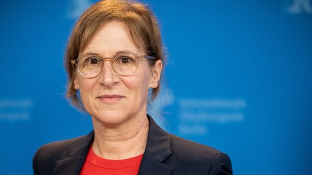 Die Regisseurin Kelly Reichardt erhält beim Filmfestival in Locarno in diesem Jahr den Ehrenleoparden. Die Regisseurin Kelly Reichardt erhält beim Filmfestival in Locarno in diesem Jahr den Ehrenleoparden.