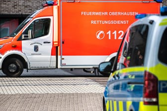 Rettungsdienst in NRW (Symbolbild): Eine Frau kam ums Leben.