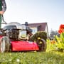 Samstags Rasenmähen: Wann und wie lange darf ich Rasen mähen?