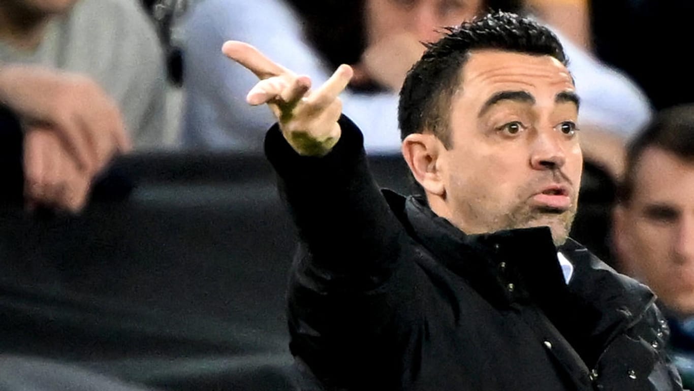 Xavi: Der Trainer des FC Barcelona ist genervt von den Eintracht-Fans.