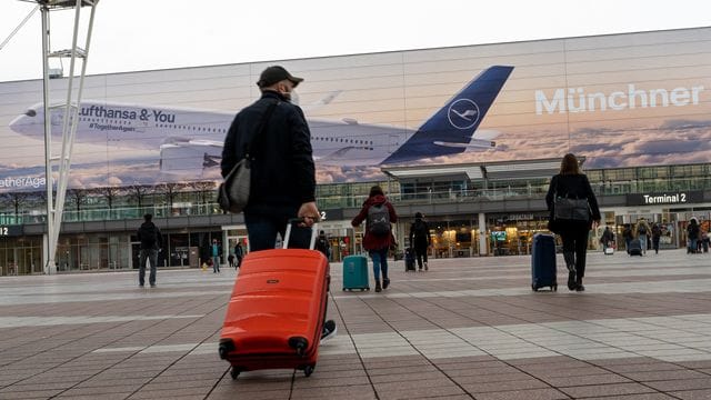 Osterreiseverkehr am Flughafen München