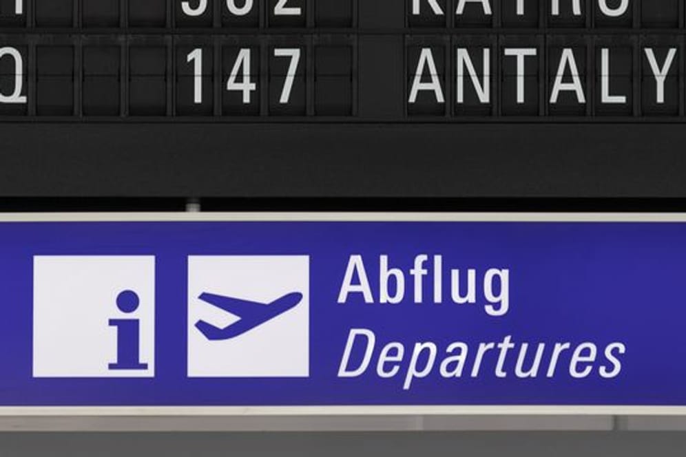 Osterreiseverkehr - Flughafen Frankfurt
