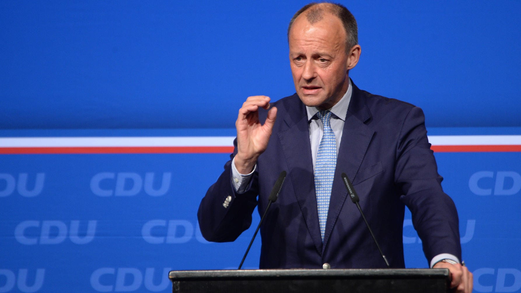 Friedrich Merz zu einem möglichen Scholz-Besuch in Kiew: "Er hätte längst dort sein sollen".