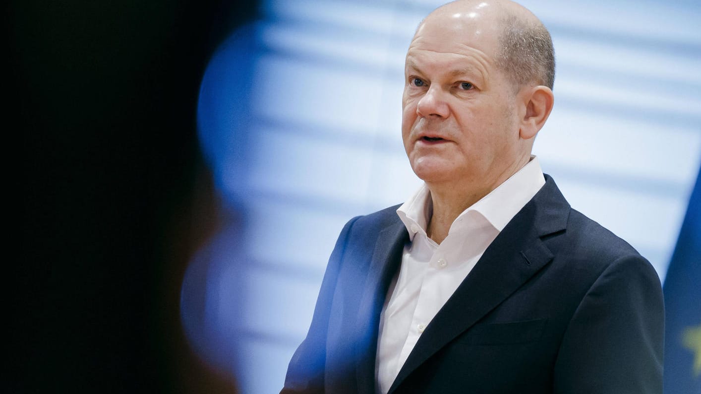 Olaf Scholz: Der Bundeskanzler stockt die Rüstungshilfe für die Ukraine auf.