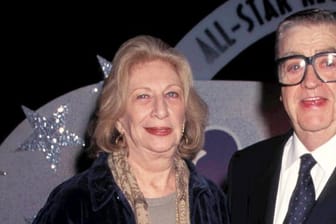 US-Schauspielerin Liz Sheridan mit Barney Martin 1997 in Pasadena.