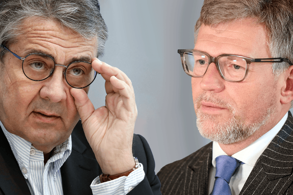 Ex-SPD-Parteichef Sigmar Gabriel und der ukrainische Botschafter Andrej Melnyk streiten sich über die Ausladung des Bundespräsidenten.