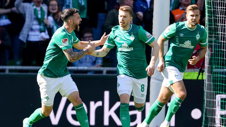 Werder mit dem Ausgleich: Mitchell Weiser (M.) erzielte das 1:1 gegen Nürnberg.