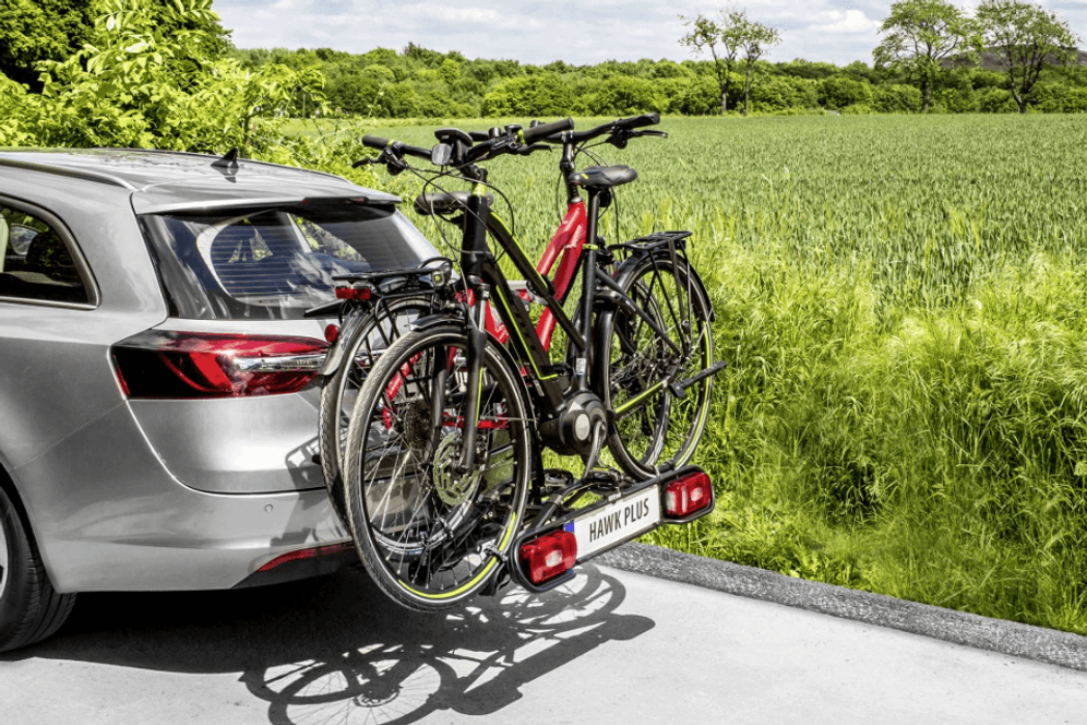 Deal des Tages: Der Fahrradträger von Eufab ist für zwei Fahrräder oder auch E-Bikes geeignet.
