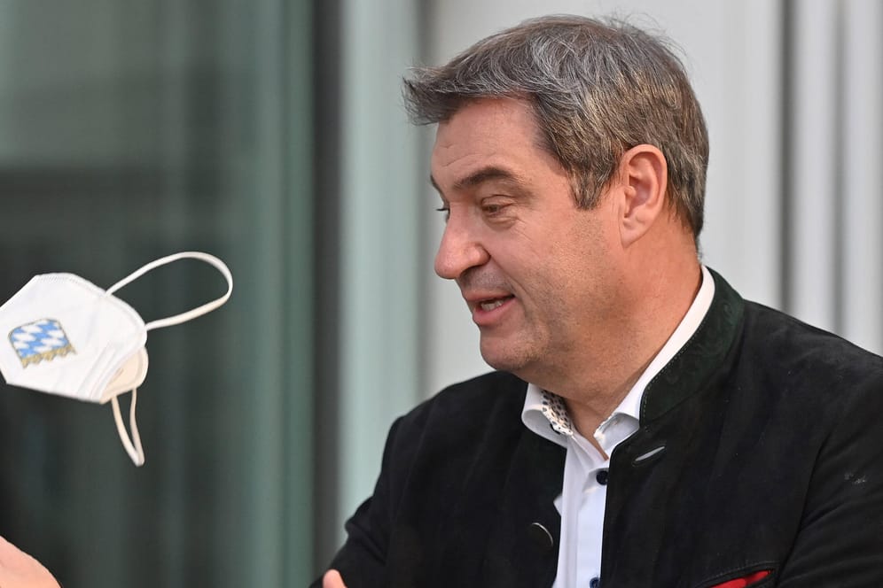 Markus Söder: Über einen geplatzten Maskendeal muss eventuell auch die Frau des bayrischen Ministerpräsidenten aussagen.