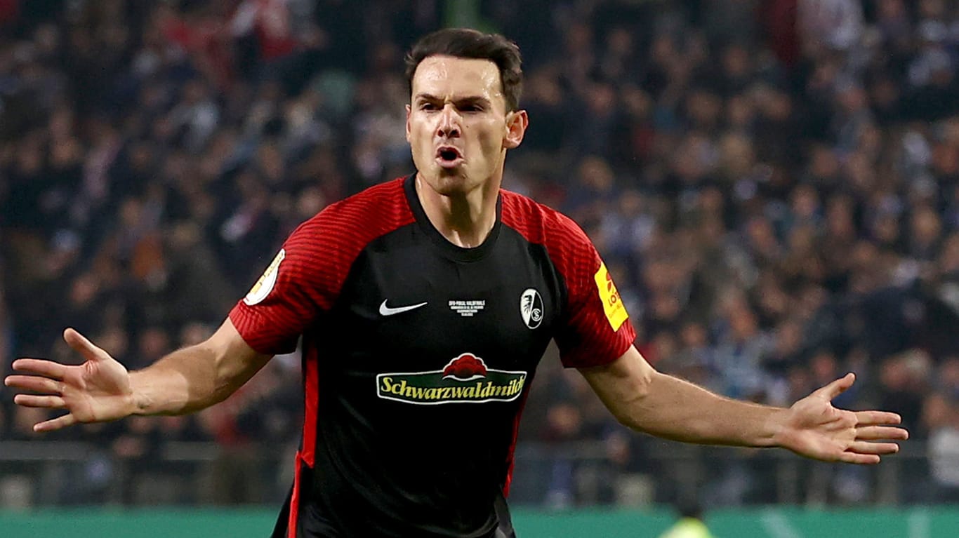 Nicolas Höfler: Der Routinier steht mit dem SC Freiburg erstmals im Pokalfinale.